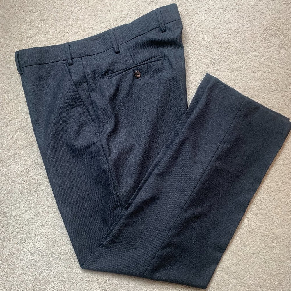 Greg Norman  mens  size 36  X  32